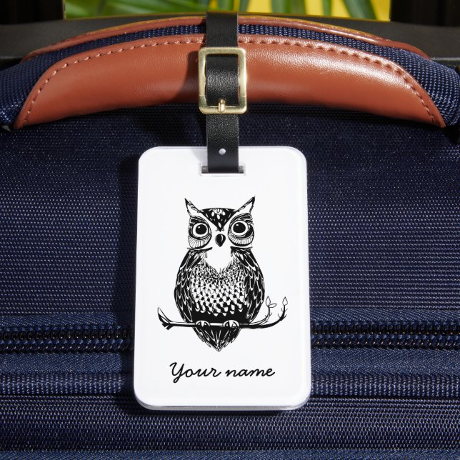 Owl Luggage Tag (Front Insitu 2)