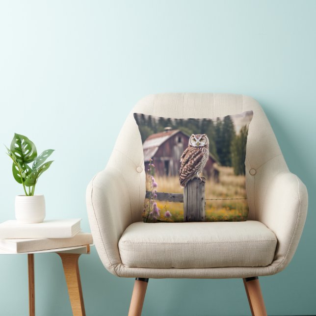 Owl On Fence Post Cushion (Chair)