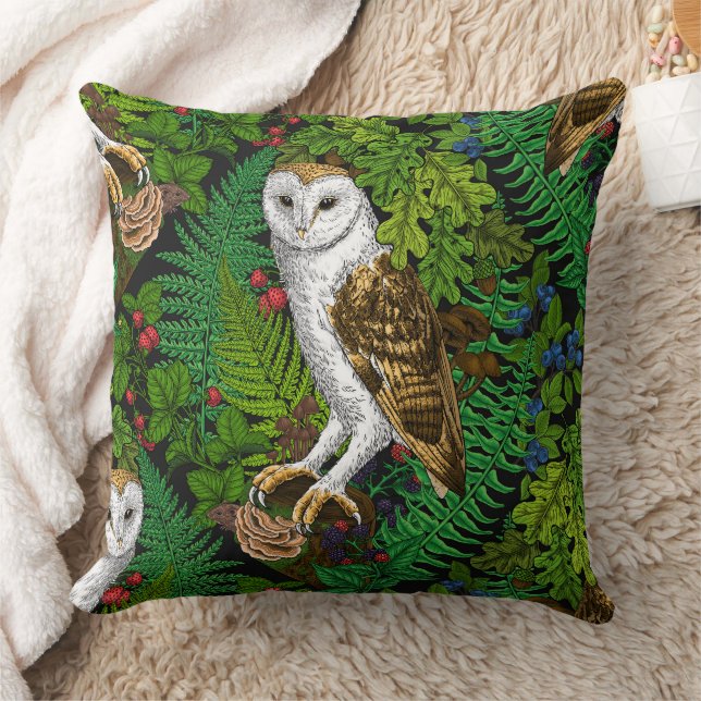 Owls, ferns, oak and berries cushion (Blanket)