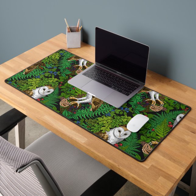Owls, ferns, oak and berries desk mat (Office 2)