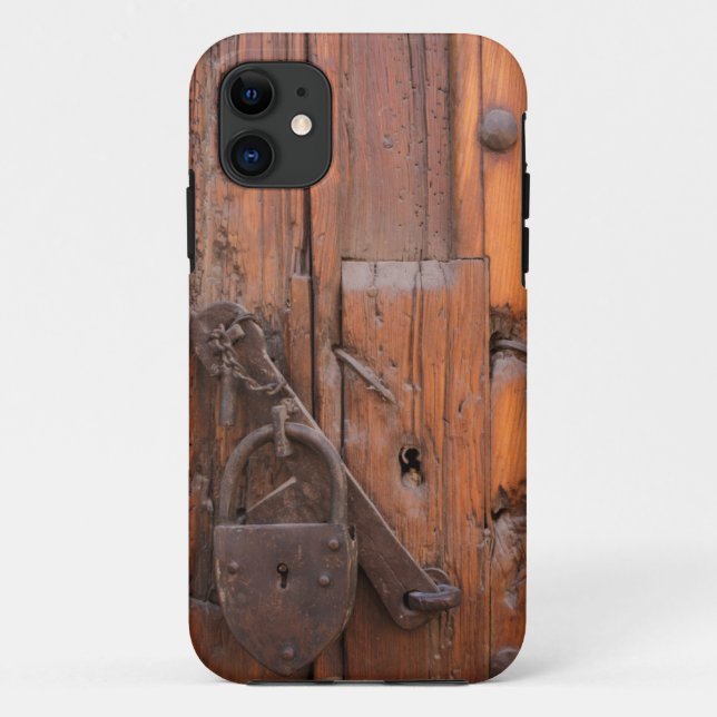 Padlock on wooden door Case-Mate iPhone case (Back)