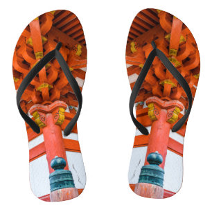 Pagoda bottom up perspective, Miyajima Thongs