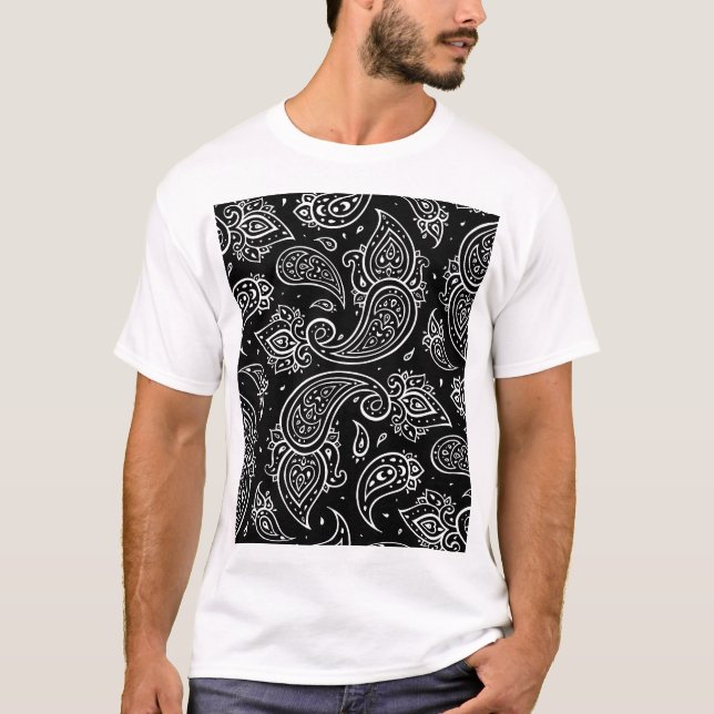 Paisley elegance: seamless ethnic pattern. T-Shirt (Front)