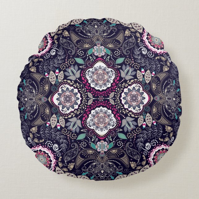 Paisley floral pattern round cushion (Front)