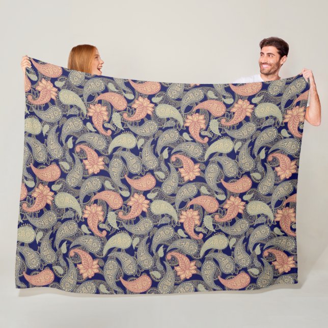 Paisley Pattern  Fleece Blanket (In Situ)