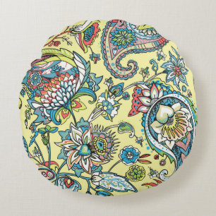 Paisley seamless pattern based on the traditional round cushion