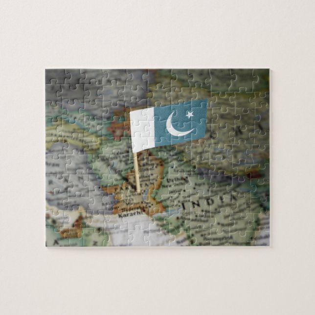 Pakistan flag in map jigsaw puzzle (Horizontal)