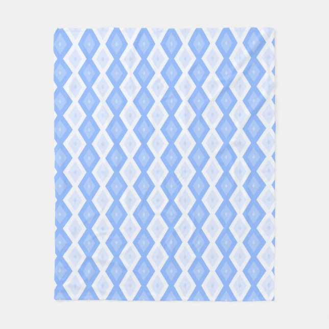 Pale blue diamond pattern fleece blanket (Front)