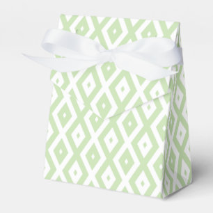 Pale green and white diamond pattern favour box