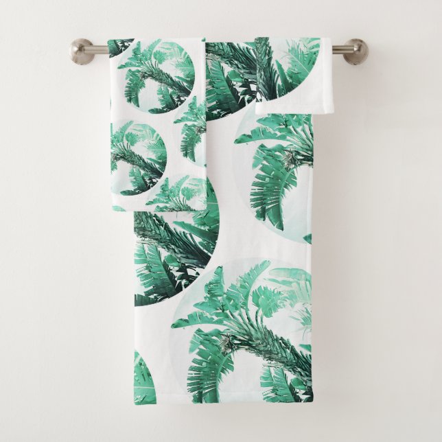 Pale Green Palm Tree Leaves Pattern Bath Towel Set (Insitu)