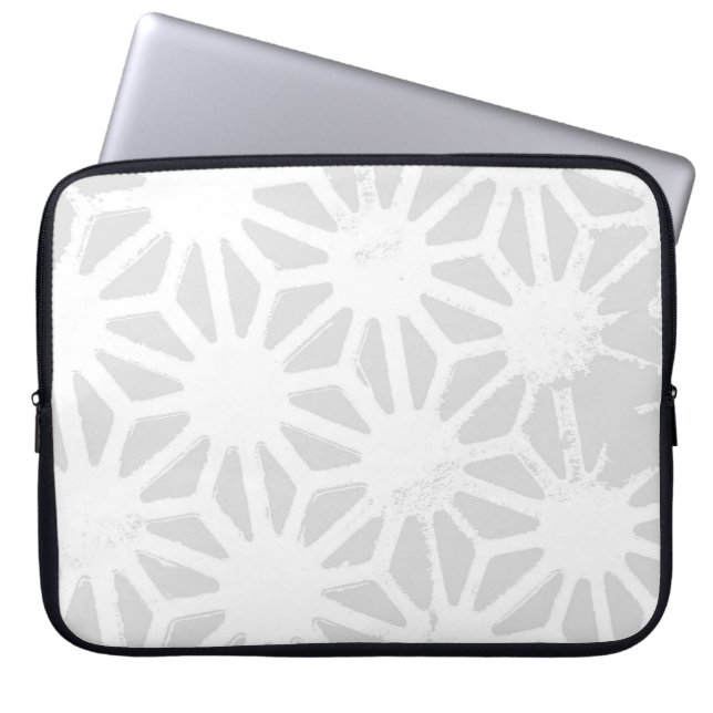 Pale grey geometric pattern laptop sleeve (Front)