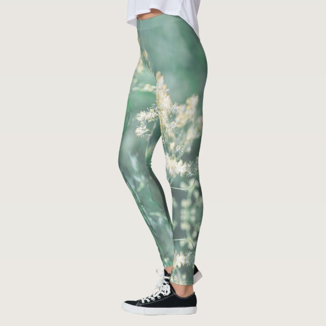 Pale Pastel Green Yellow Wild Meadow Flowers Leggi Leggings (Left)