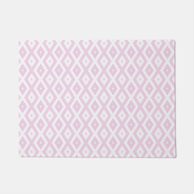 Pale pink and white diamond pattern doormat (Front)