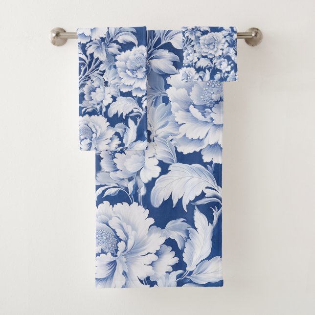 Pale white/blue repeat rose pattern  bath towel set (Insitu)