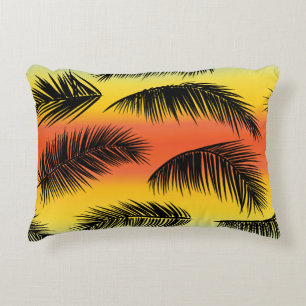 Palm tree leaves: seamless pattern. decorative cushion