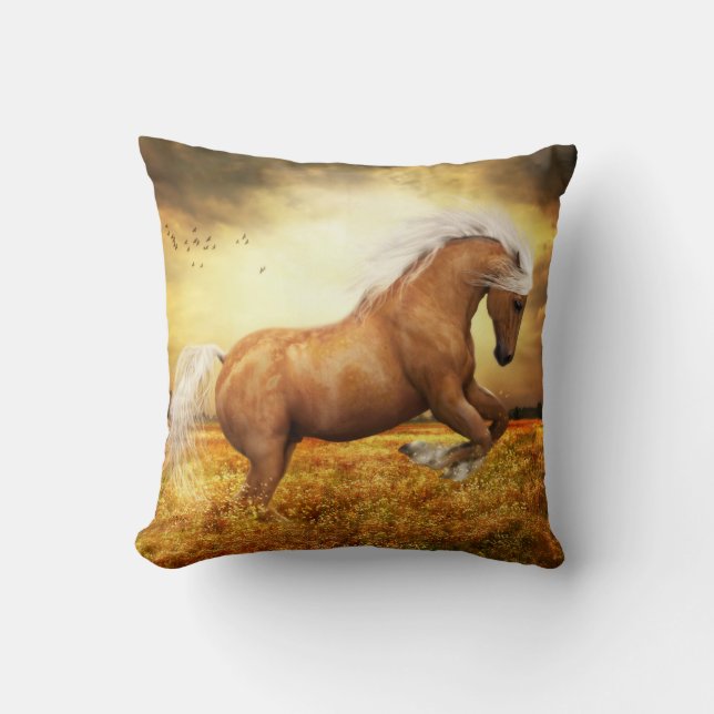 Palomino Horse Sundance Cushion (Front)