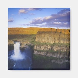 Palouse Falls State Park in Washington Magnet