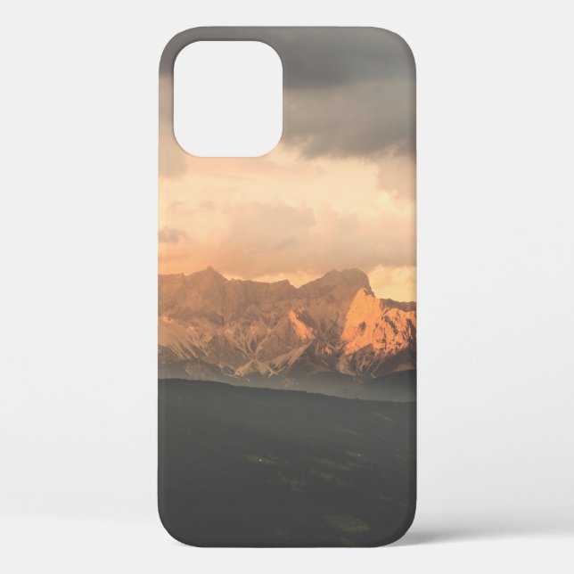 PANORAMIC PHOTOGRAPHY OF MOUNTAIN Case-Mate iPhone CASE (Back)