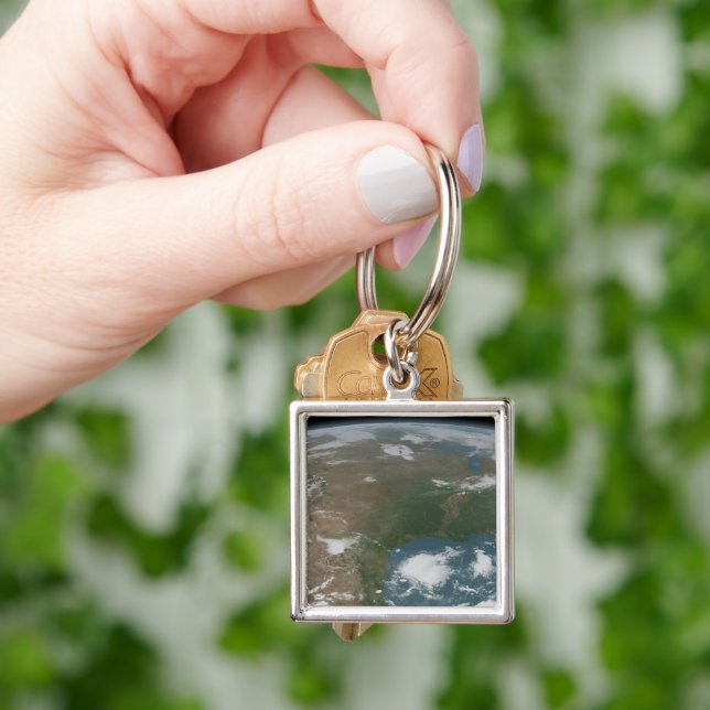 Panoramic Planet Earth And The Us. 2 Key Ring (Hand)