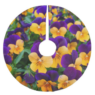 Pansy Bloom: Garden Beauty Close-up. Brushed Polyester Tree Skirt