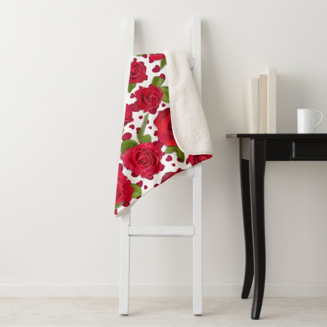 Paper cup sherpa blanket (In Situ)