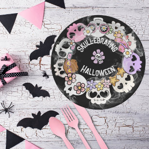 Paper plate Halloween Skull-ebration