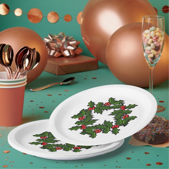 Paper Plate - Wreath of Holly Leaves and Berries (Multi)