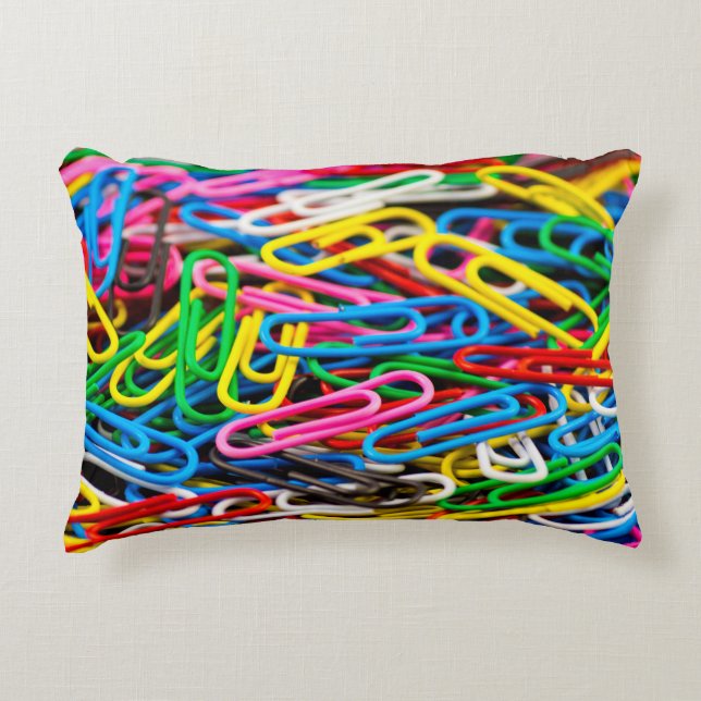 Paperclip bracket office decorative cushion (Front)