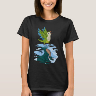 Parrot & Dragon Reflection I Green Monk Parakeet Q T-Shirt
