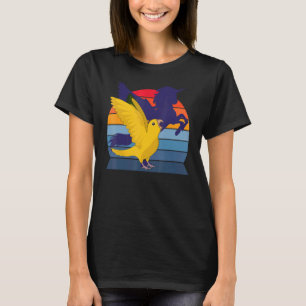 Parrot I Winged Unicorn I Screaming Queen of Bavar T-Shirt