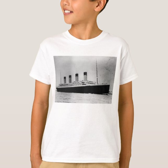 Passenger Liner Steamship RMS Titanic T-Shirt (Front)