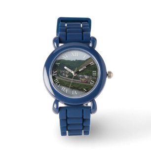 passenger train in Kobern-Gondorf Watch