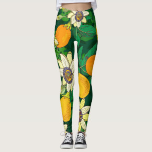 Passionflower Bloom: Black Background Vintage. Leggings