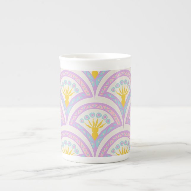 Pastel coloured shell pattern bone china mug (Front)