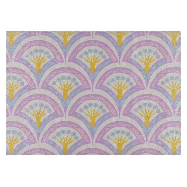 Pastel coloured shell pattern cutting board (Front)