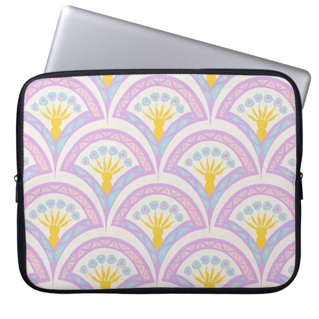 Pastel coloured shell pattern laptop sleeve (Front)