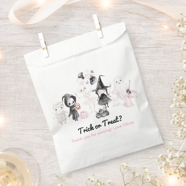Pastel pink girl halloween birthday favour bag (Clipped)