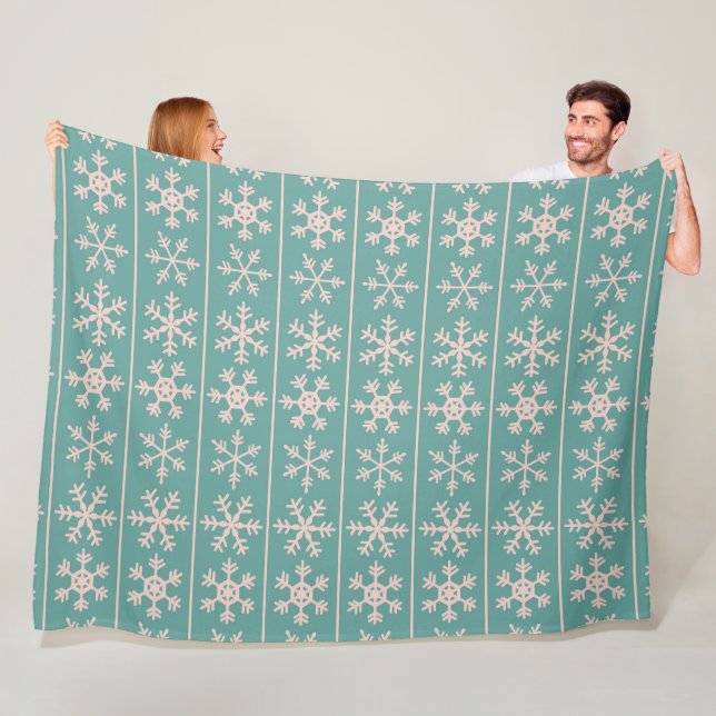 Pastel Snowflake Pattern Fleece Blanket (In Situ)