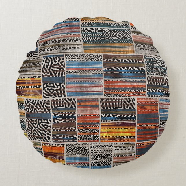 Patchwork Collage: Quilt Pattern Extravaganza Round Cushion (Front)