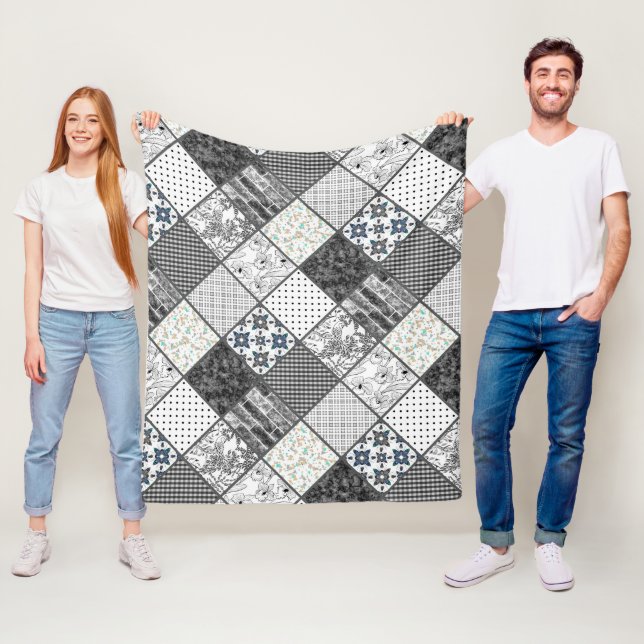 Patchwork monochrom black grey white patchwork qui fleece blanket (In Situ)