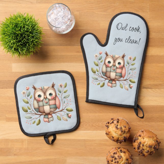 Patchwork Owl in Whimsical Woodland Oven Mitt & Pot Holder Set (Top Down)