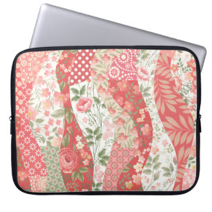 Patchwork roses: seamless pattern design. laptop sleeve