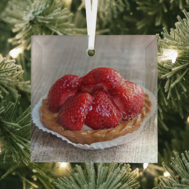 Patisserie de Provence Strawberry Cake Glass Tree Decoration (Insitu)