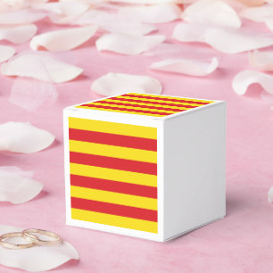 Patriotic favour box with Flag of Catalonia