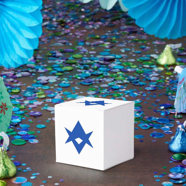 Patriotic favour box with Flag of Toyota City (Party)