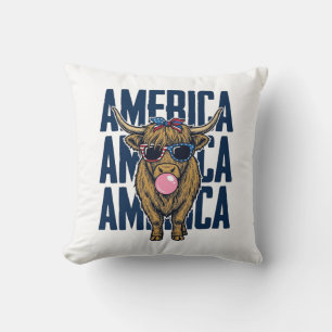 Patriotic Highland Cow America Vintage T-Shirt Des Cushion