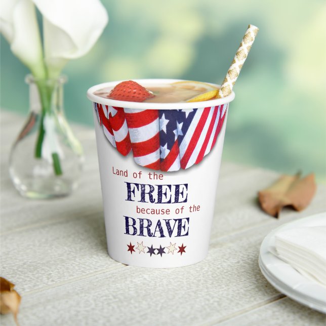 Patriotic Land of the Free Bunting  Paper Cups (Insitu)