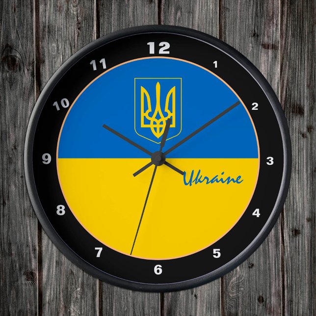 Patriotic Ukraine, trendy Ukrainian Flag design Round Clock (Creator Uploaded)