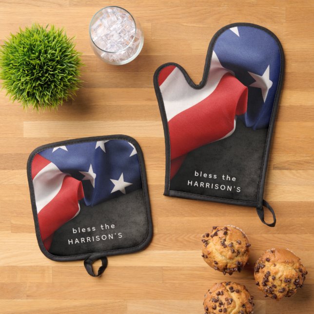 Patriotic USA Flag Personalised Oven Mitt & Pot Holder Set (Top Down)