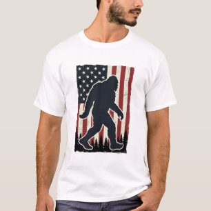 Patriotic Wilderness Creature Vintage Flag Vector T-Shirt